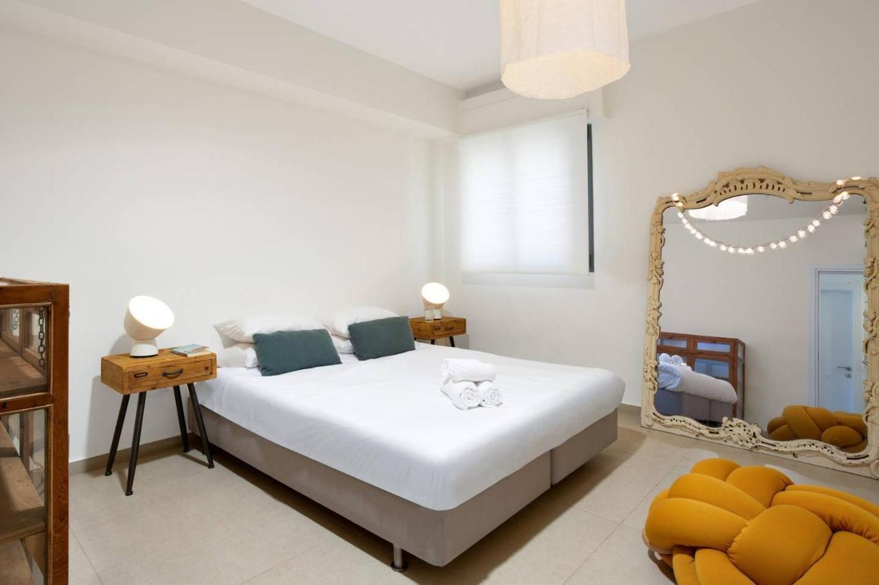 Sophisticated 3Br Penthouse In Jaffa'S Market เทลอาวีฟ ภายนอก รูปภาพ